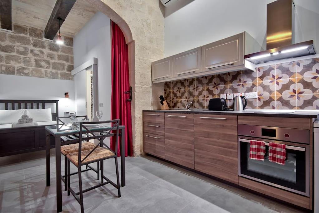 Vallettastay Old Lodge Studio 5 Экстерьер фото