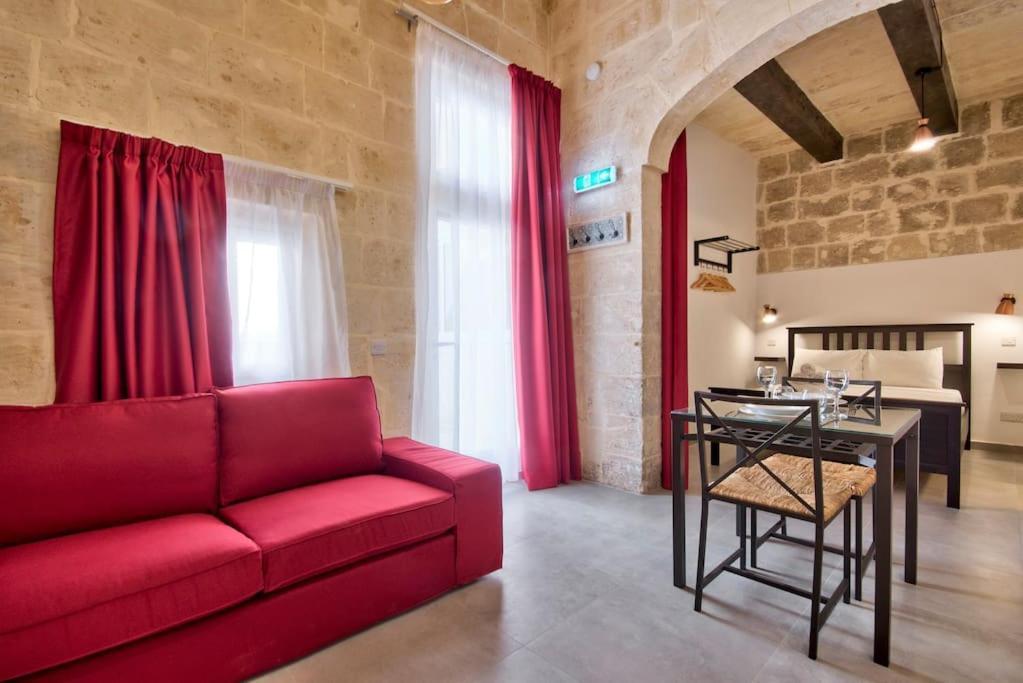 Vallettastay Old Lodge Studio 5 Экстерьер фото